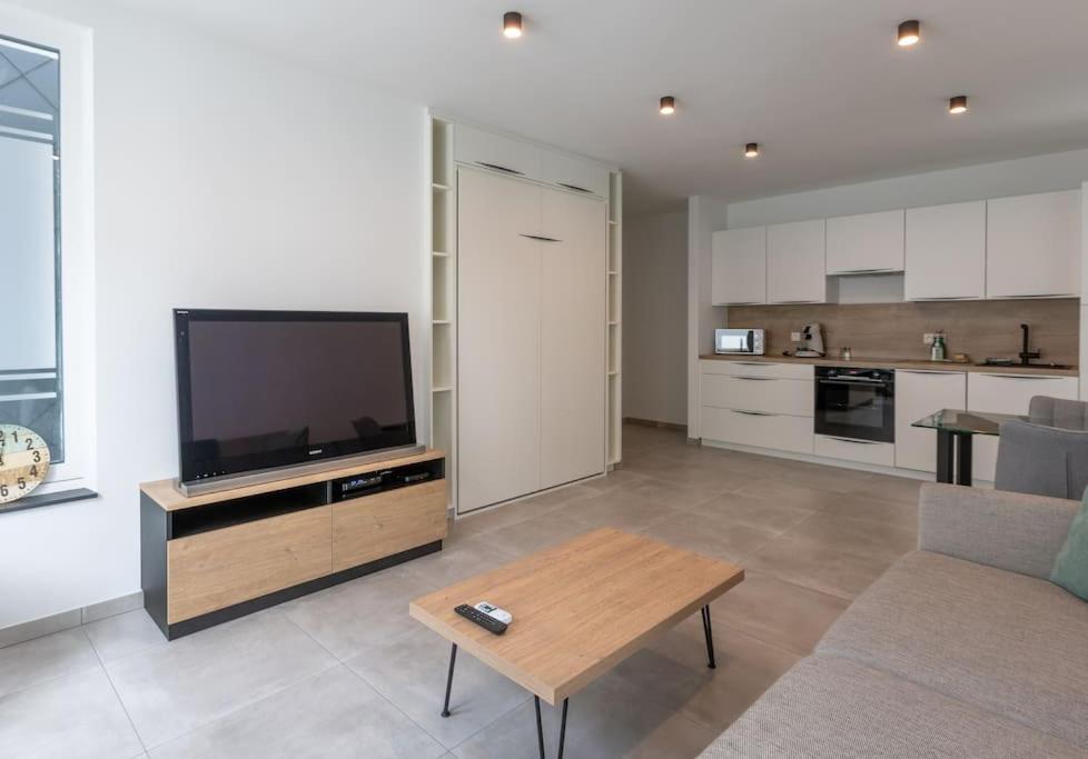 מאלמדי Superbe Appartement Avec Parking מראה חיצוני תמונה